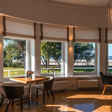 Otel Rannahotell 4*